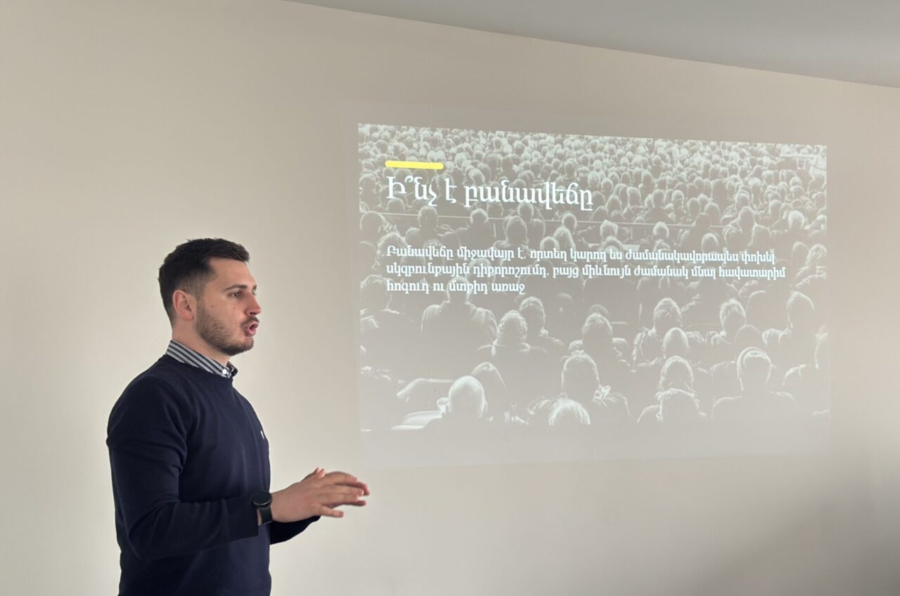 Ֆիզմաթում անցկացվեց բանավիճային հմտություններին նվիրված հերթական հանդիպումը